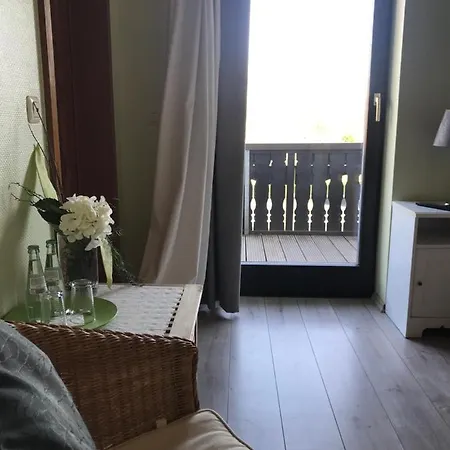 Linden Am Venekotensee فندق Niederkrüchten