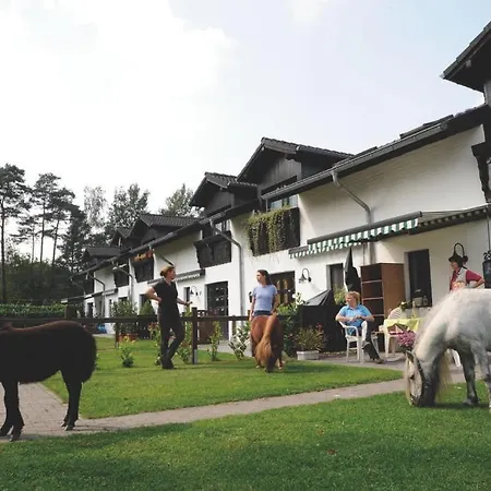 Linden Am Venekotensee 호텔