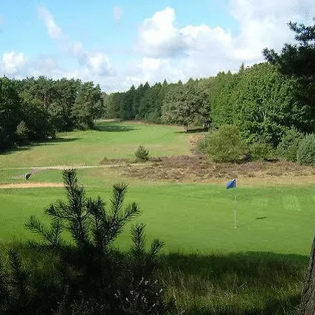 Linden Am Venekotensee 호텔