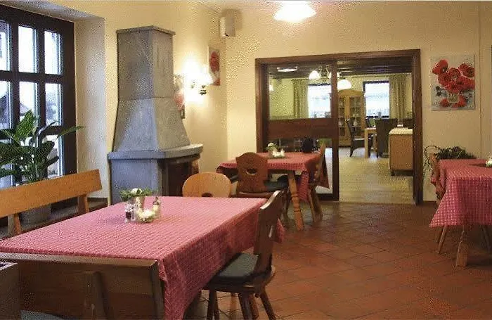 Hotel Linden Am Venekotensee 3*